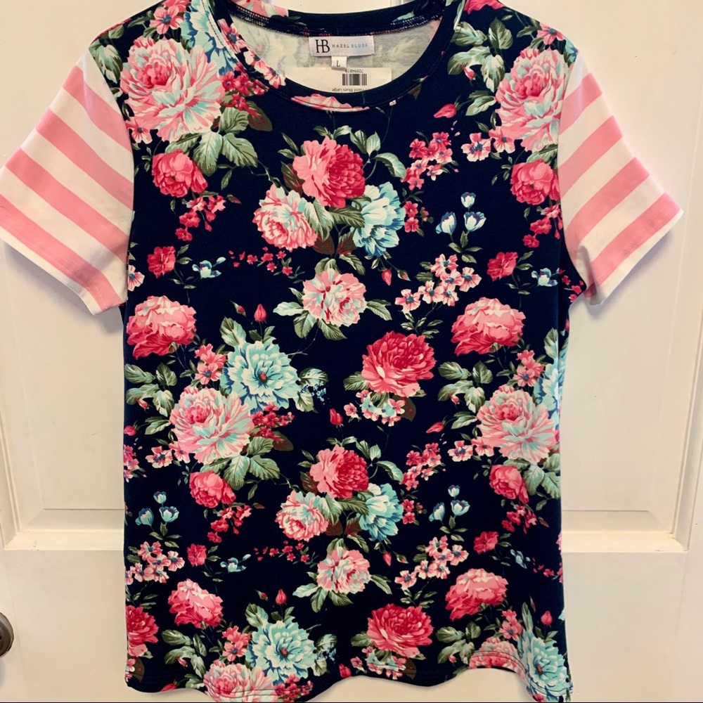 NWT floral top size large